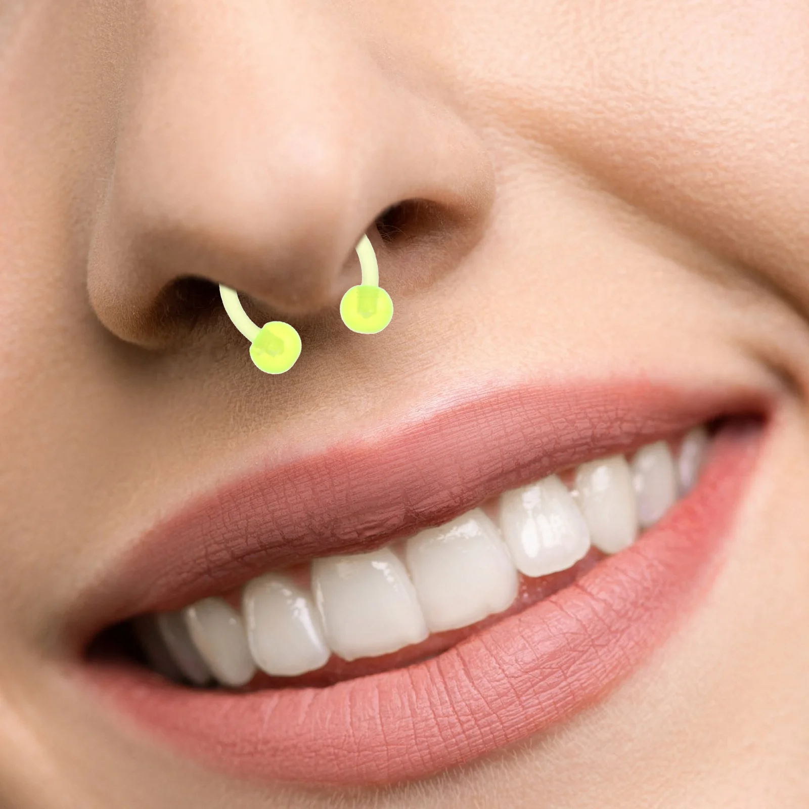 Стильное поддельное кольцо в носу u-образной формы - Фотография_4