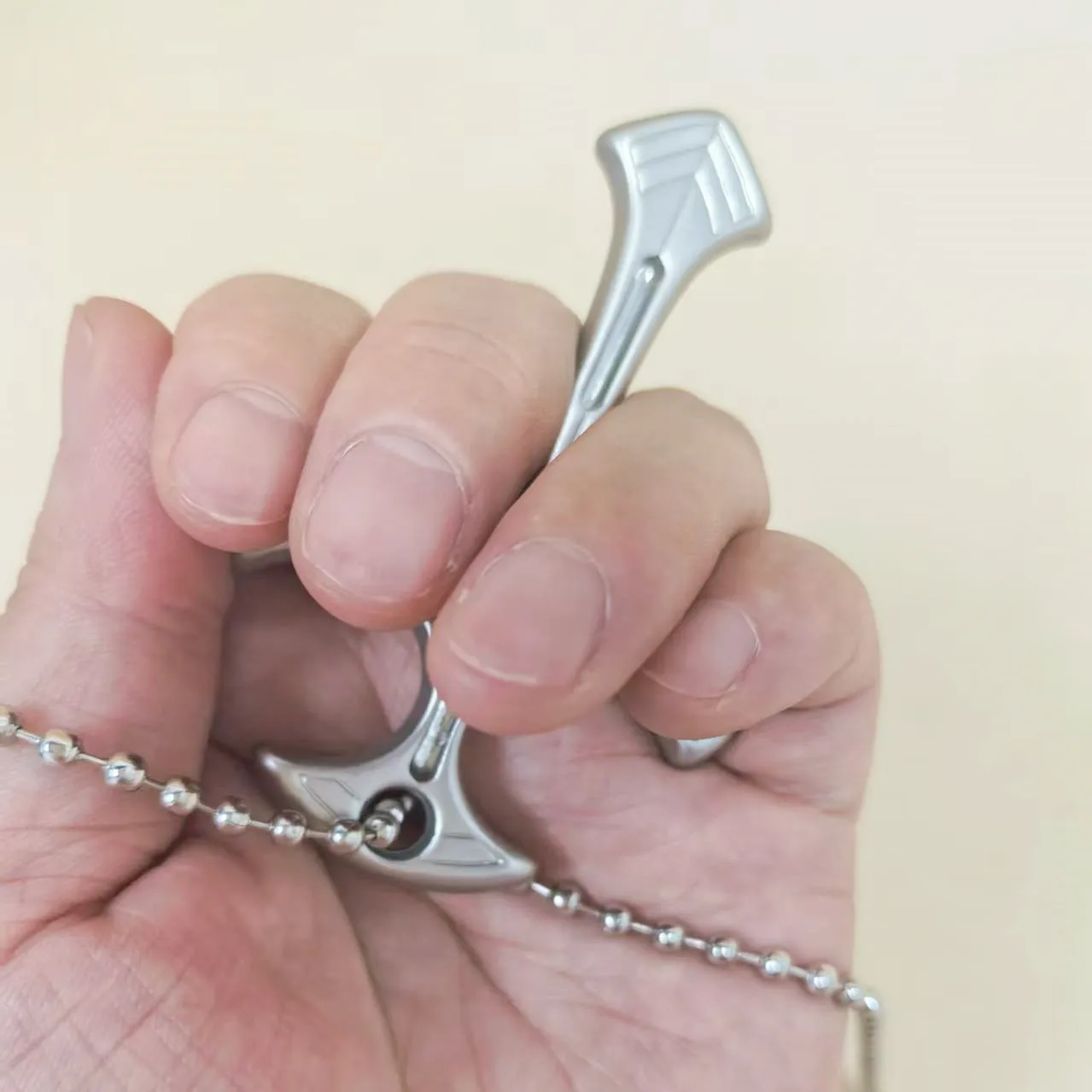 Крест-кулон, ожерелье для самообороны - Фотография_4