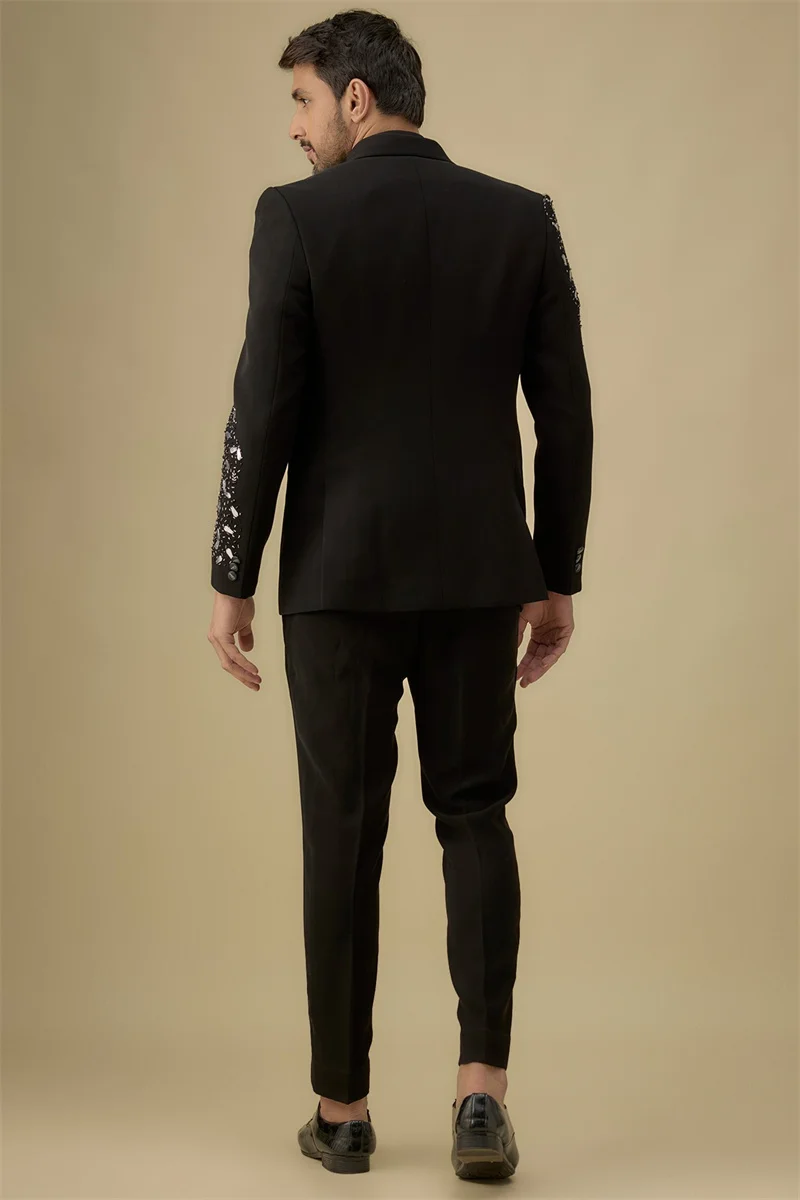 Черный мужской костюм с кристаллами - Фотография_4