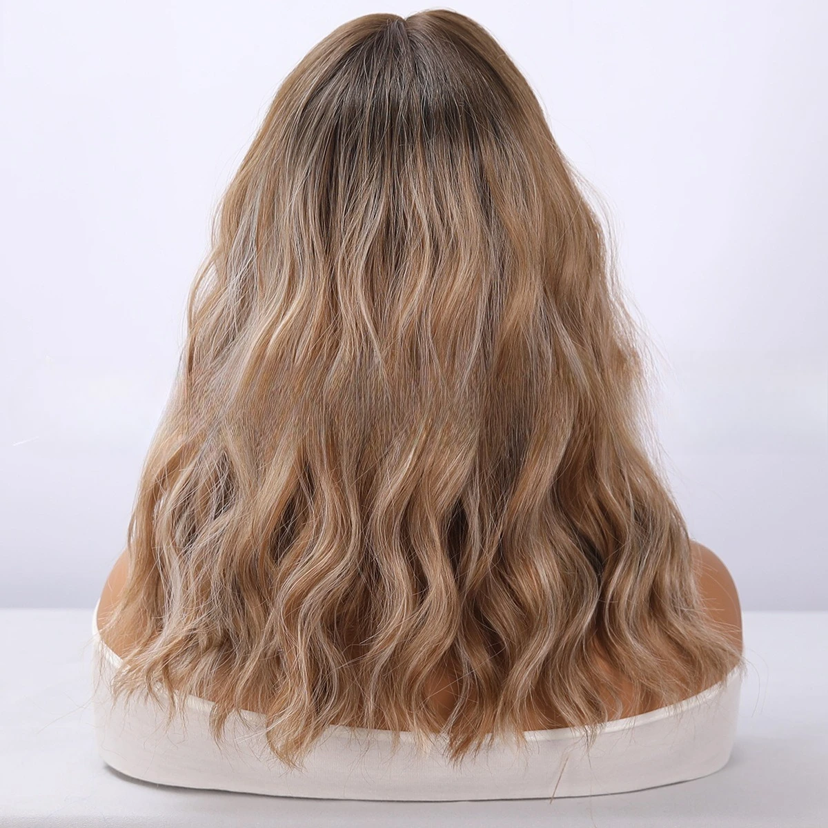 Парик, длинные вьющиеся волосы - Фотография_5