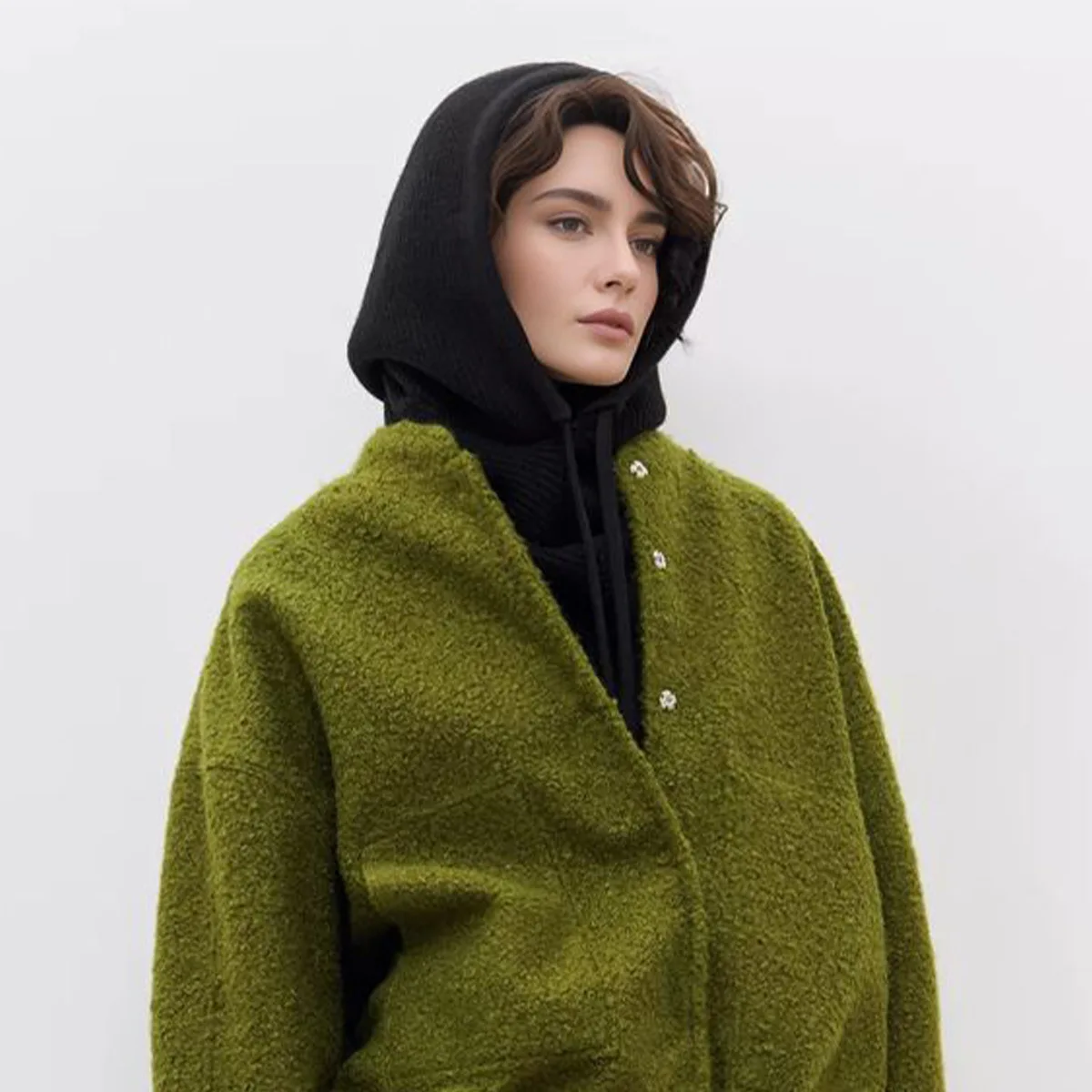 Женская вязаная шапка-бини с шарфом - съемный капюшон «бесконечность» - Фотография_4