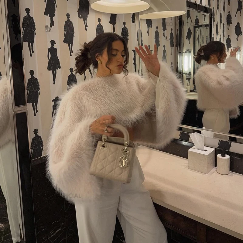 Осенний укороченный топ из искусственного - Фотография_3