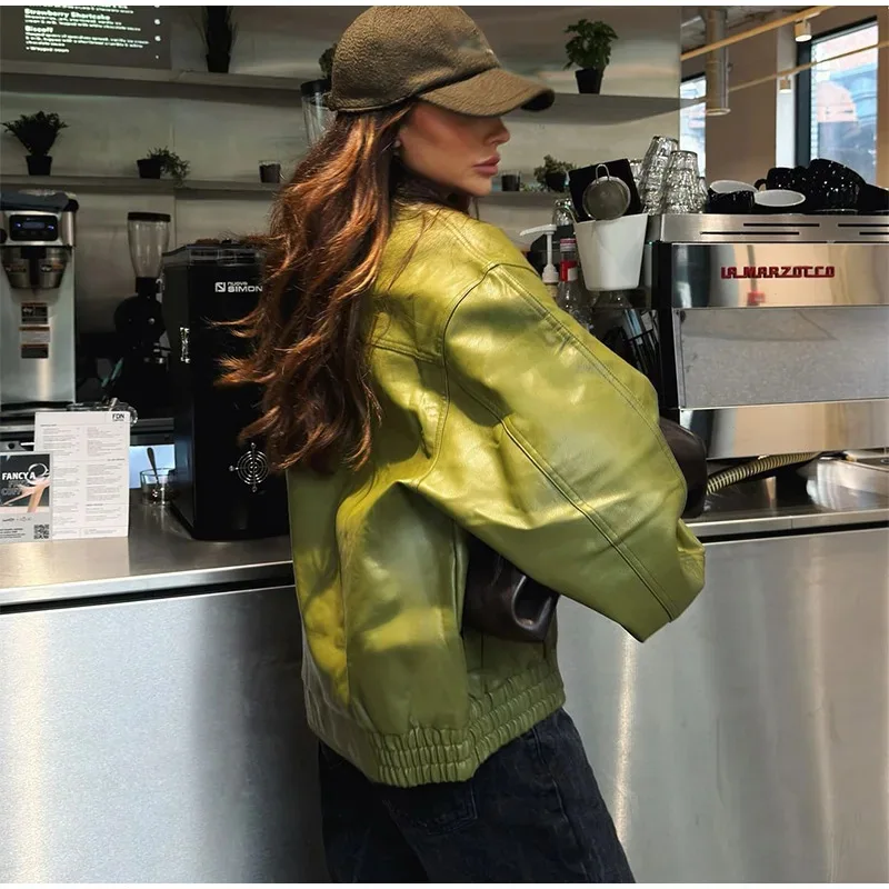 Трендовая винтажная зеленая куртка - Фотография_4