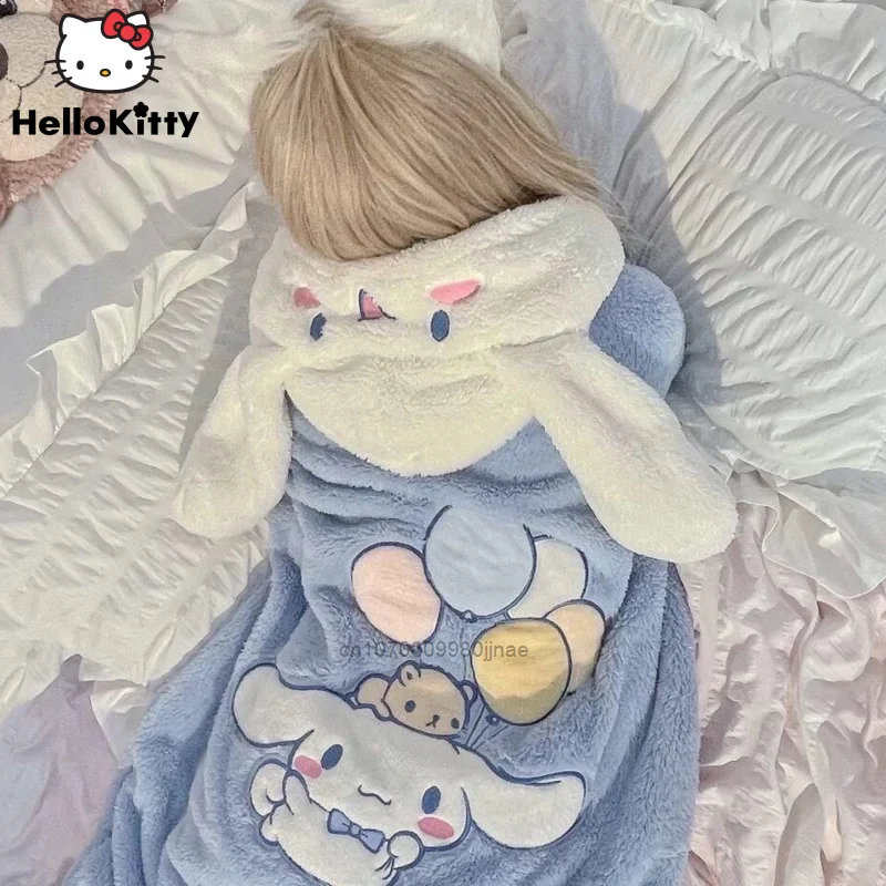 Женский зимний костюм sanrio cinnamoroll