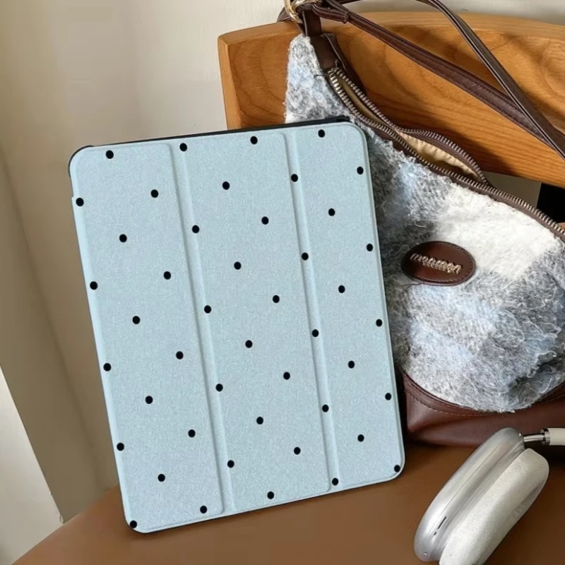Чехол в черный горошек для ipad pro 11 - Фотография_6