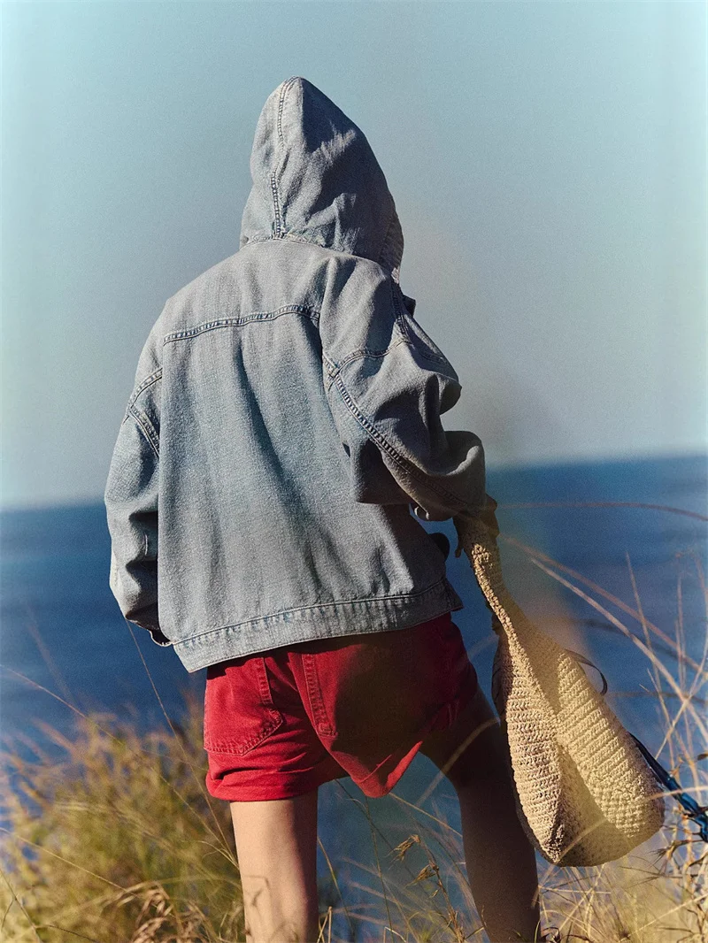 Модные повседневные потертые джинсовые толстовки на шнурке - Фотография_4