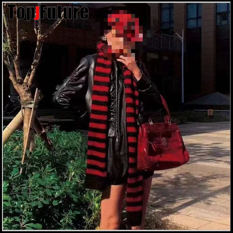 Женский зимний шарф в полоску - Фотография_5