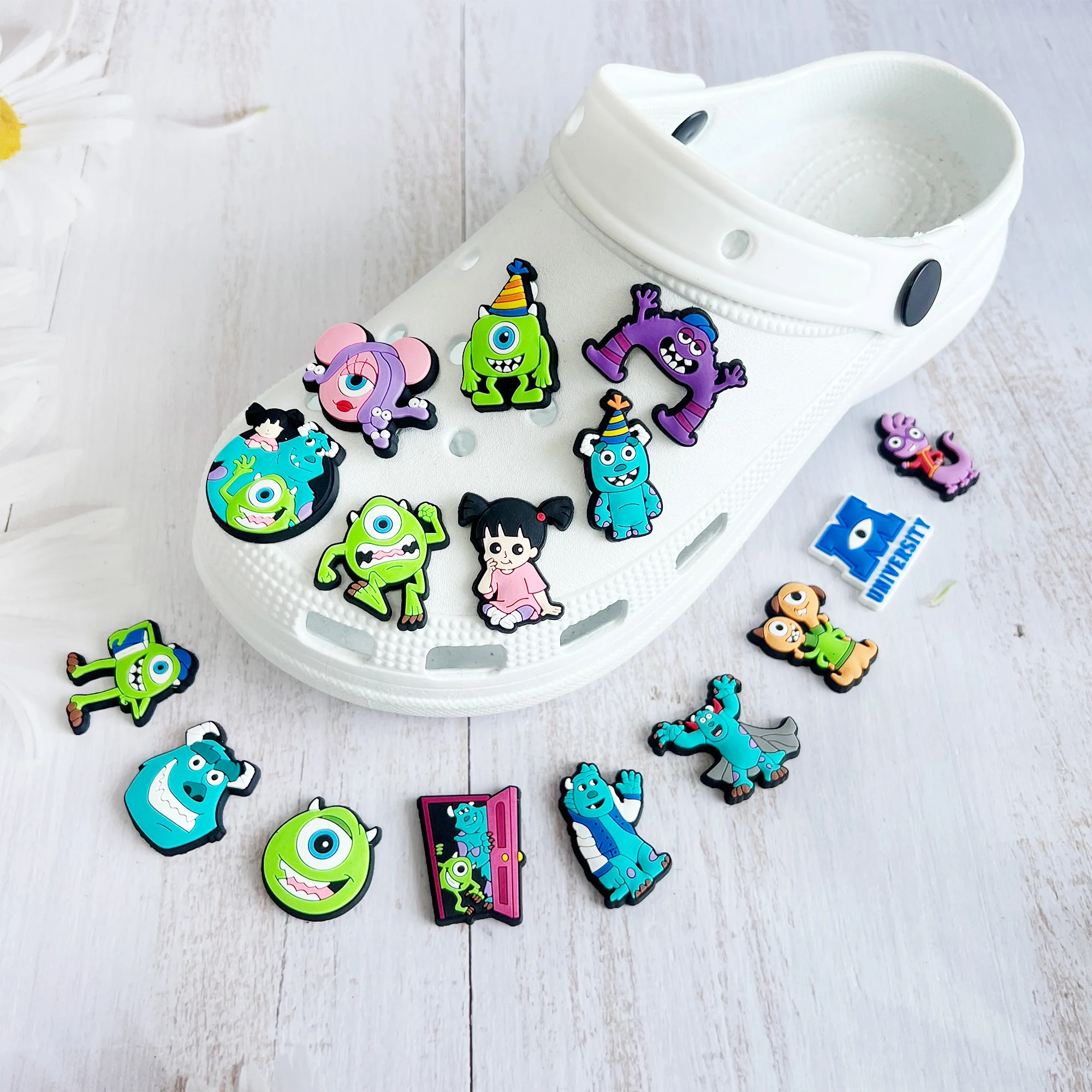 Miniso disney monsters university джеймс - Фотография_3