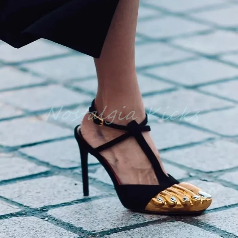 Модные золотые туфли-лодочки на высоком каблуке с пятью пальцами