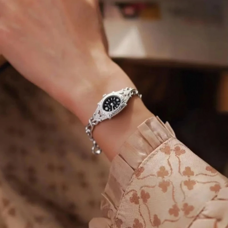 Средневековые винтажные женские часы - Фотография_3