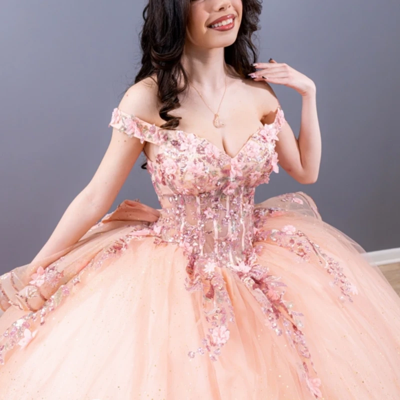Розовое блестящее платье quinceanera - Фотография_4