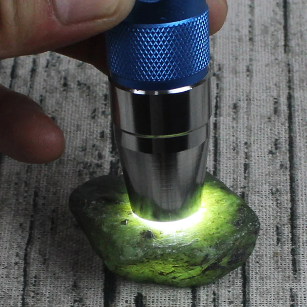 Перезаряжаемый нефритовый фонарик - Фотография_3