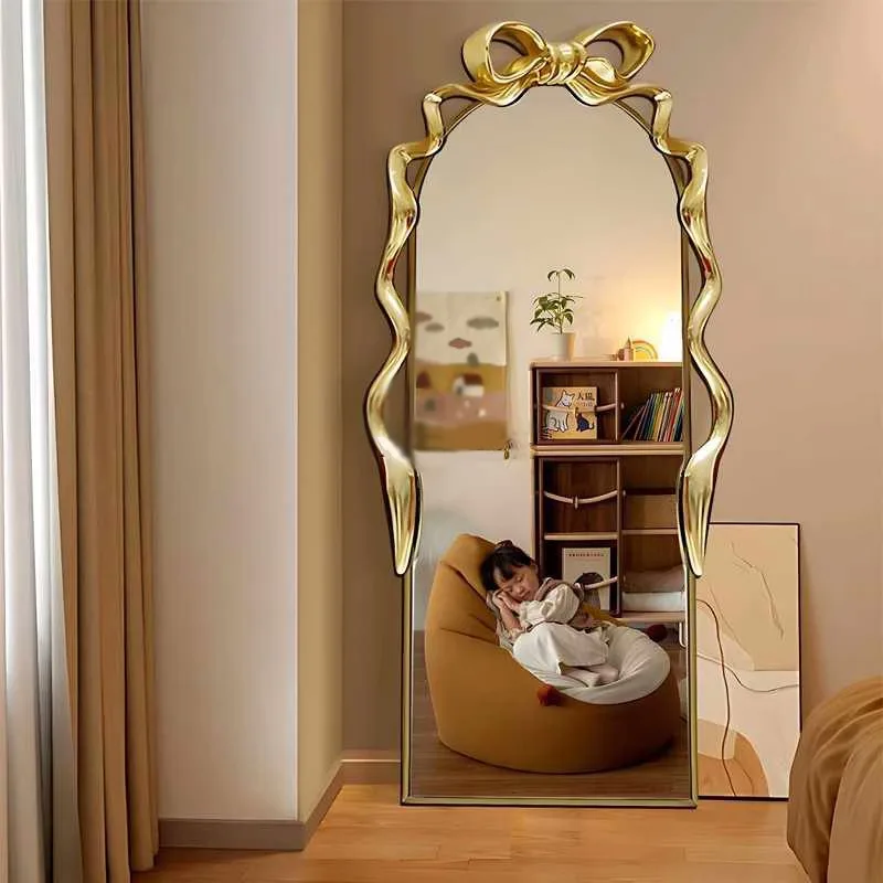 Овальные скандинавские зеркала - Фотография_3