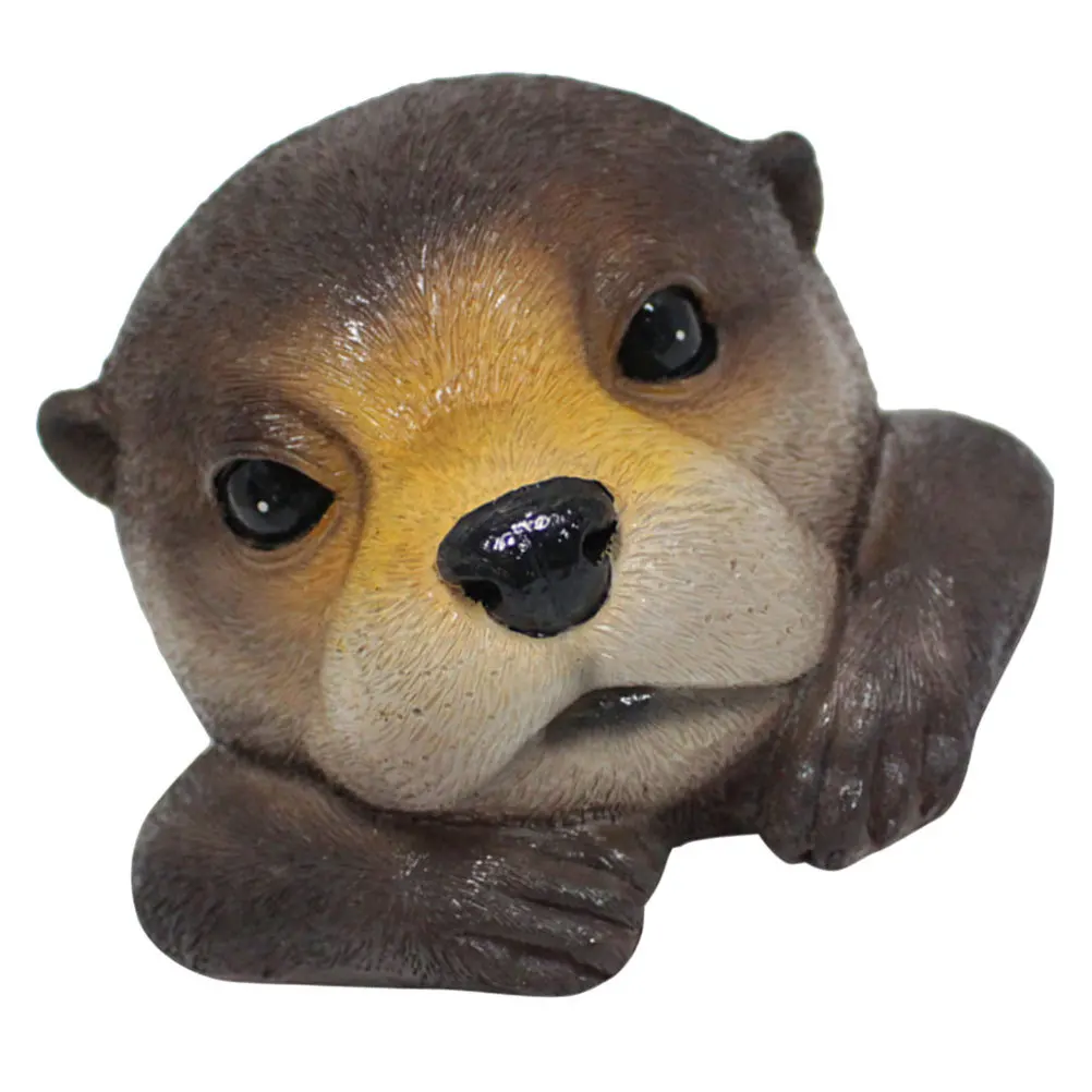 Плавающая статуя из смолы