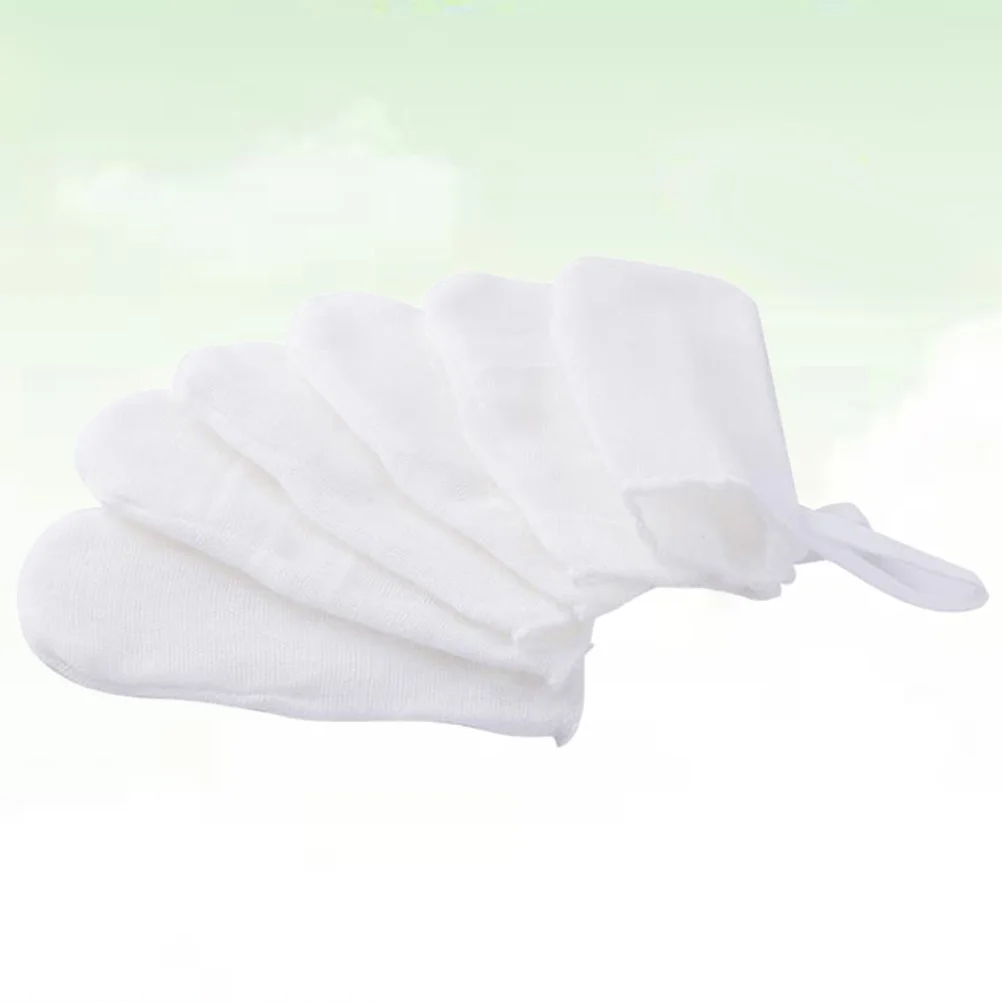 Детская зубная щетка на палец