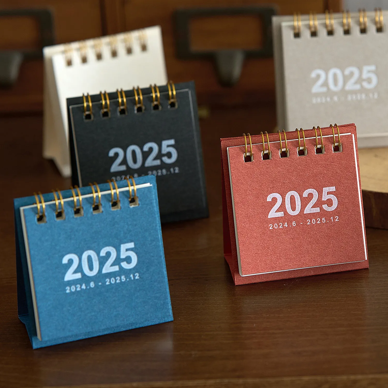 Простой мини-календарь 2025 - Фотография_5