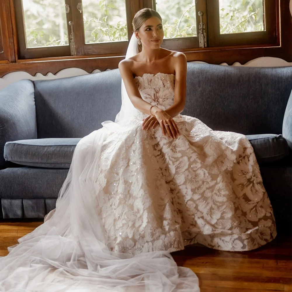 Белые кружевные платья для выпускного - Фотография_4