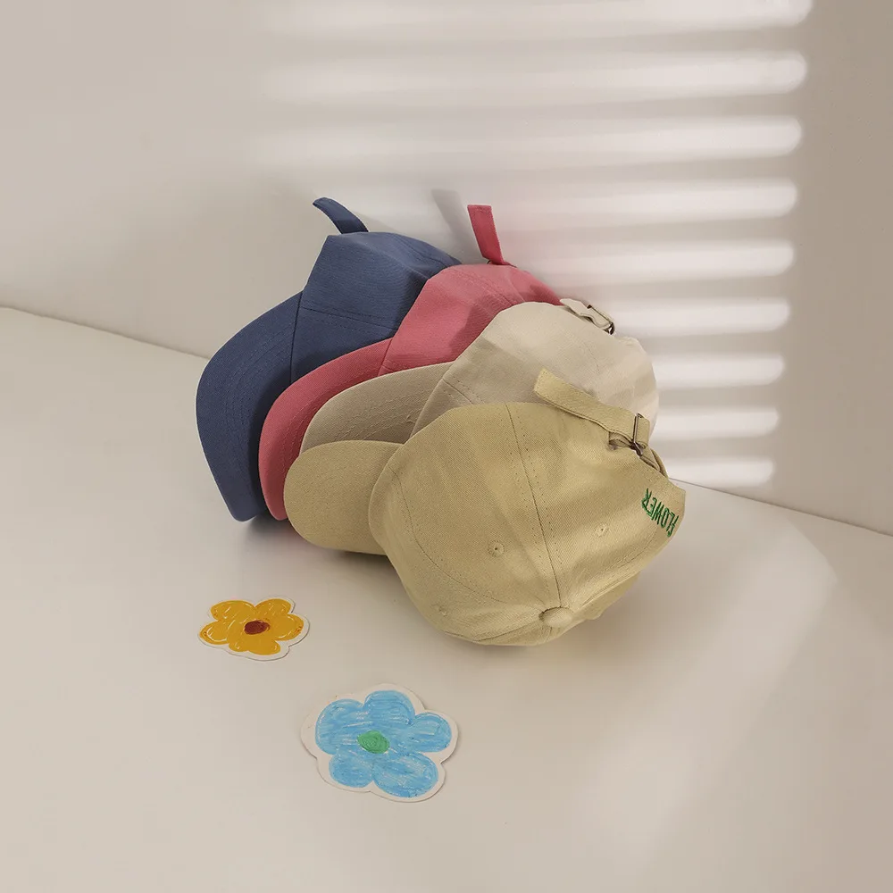 Детская бейсболка с милым цветком - Фотография_4