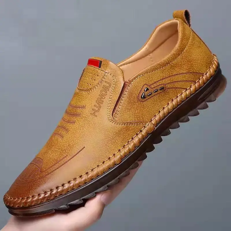 Модные мужские лоферы