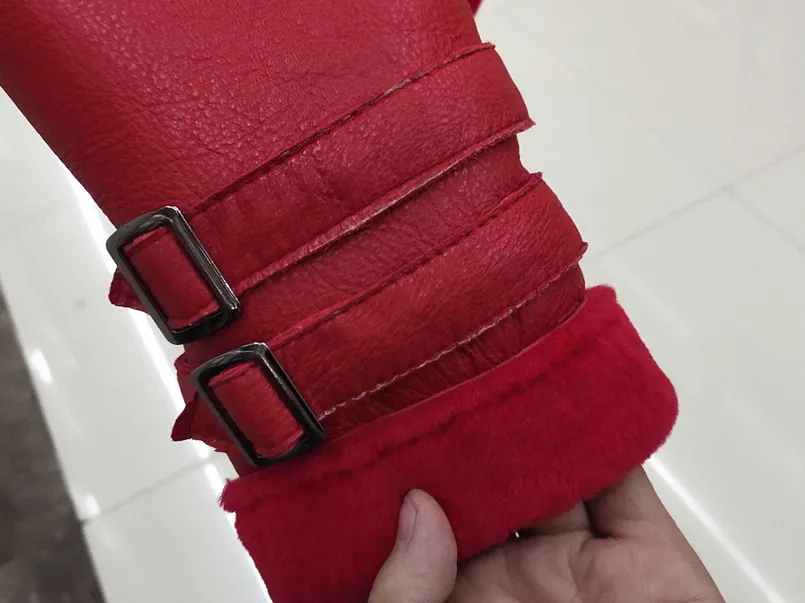 Красная меховая куртка женская - Фотография_6