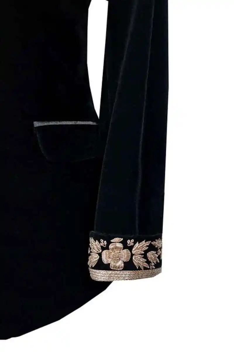 Классические свадебные смокинги для жениха - Фотография_3