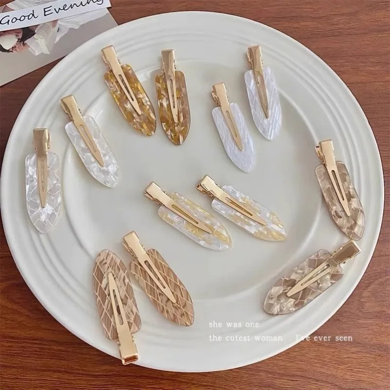 Простая розовая бесшовная заколка для волос сакура - Фотография_5