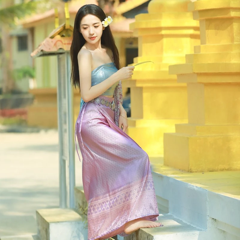 Традиционные фигурки тайланда праздничная одежда - Фотография_5