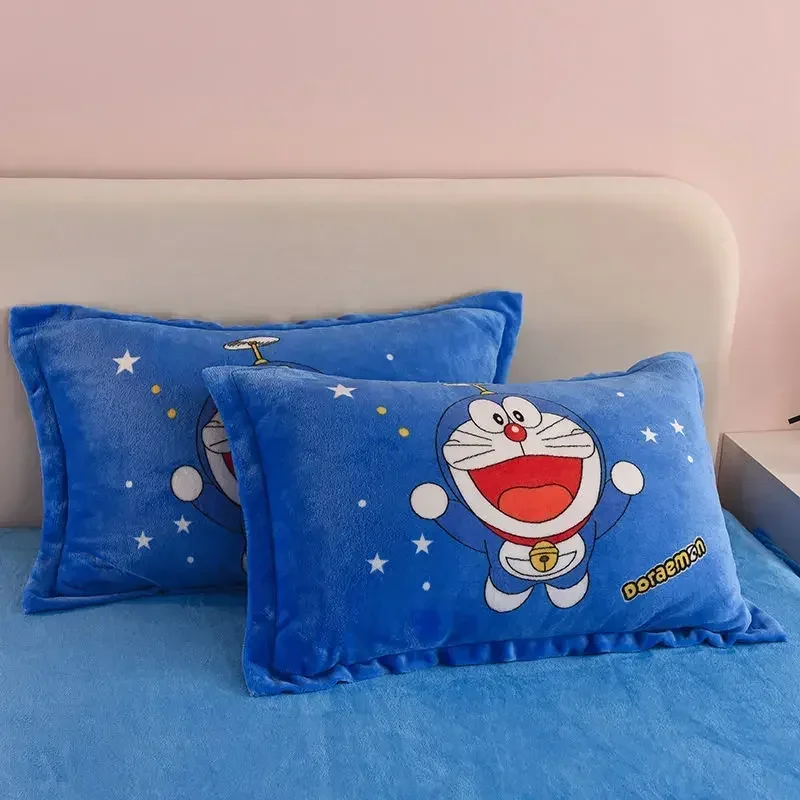 Фланелевая наволочка doraemon