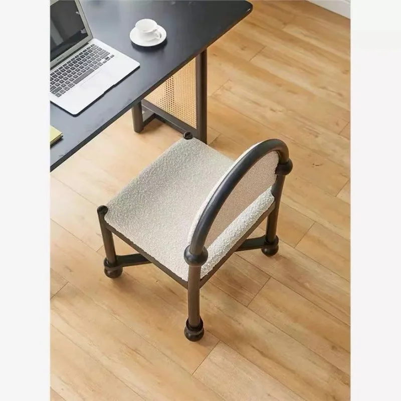 Средневековый туалетный стул - Фотография_4