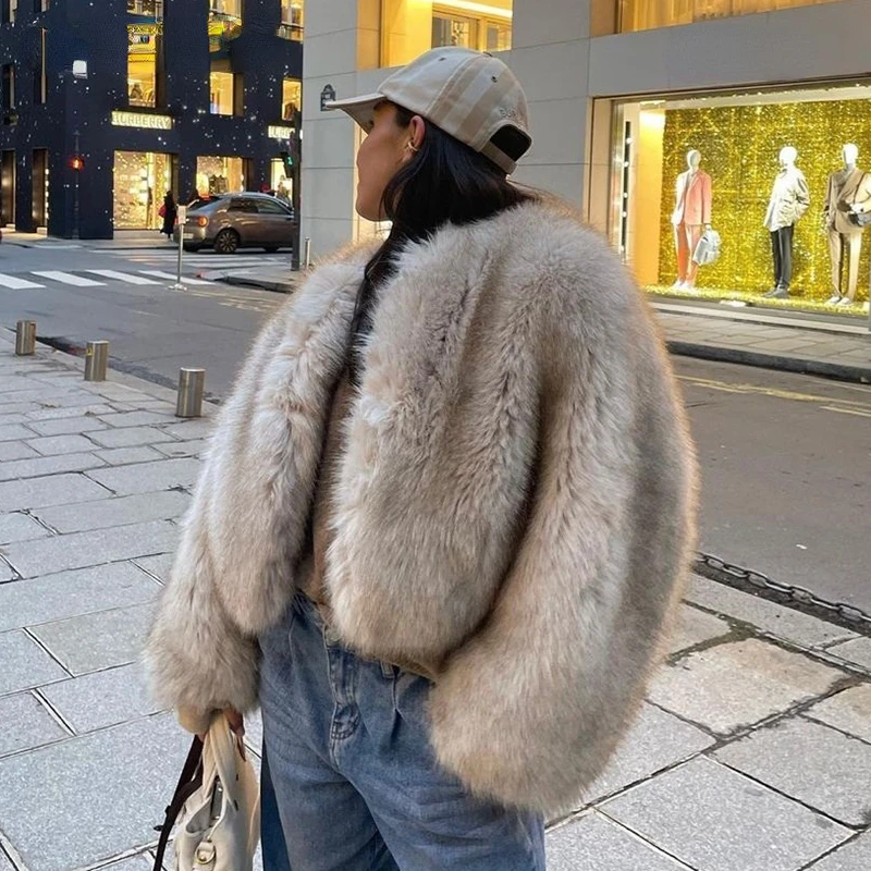 Iconic street fashion week элитный