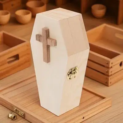 Маленькая деревянная коробка для конфет в виде гроба - Фотография_6