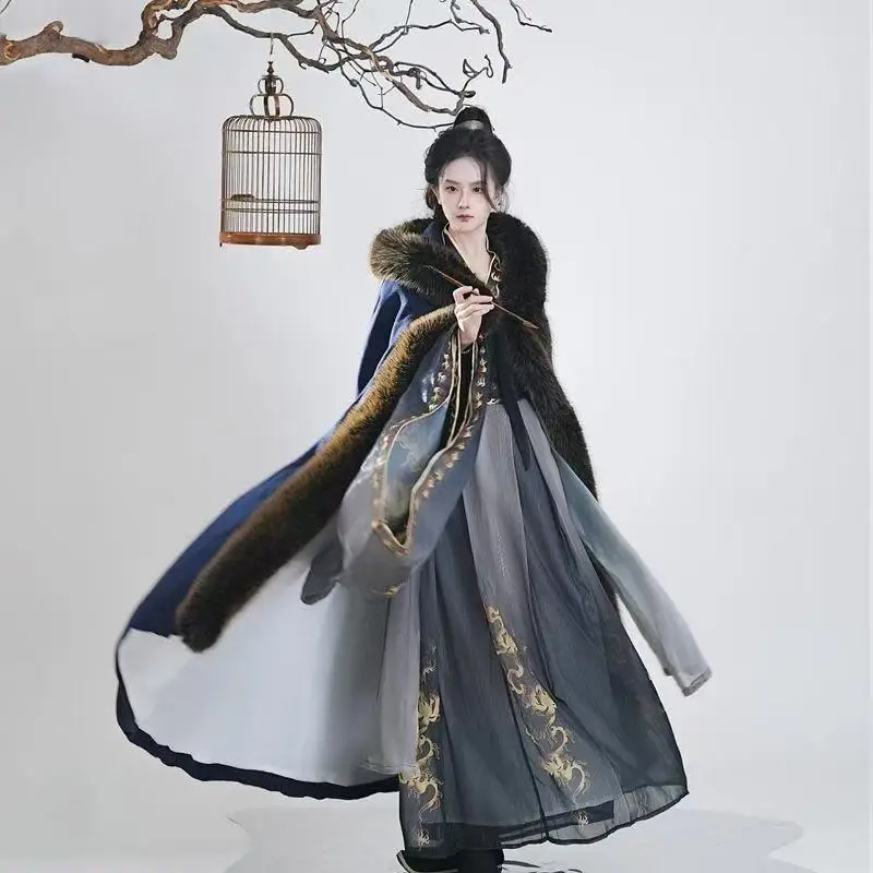 Зимний утепленный бархатный лазурно-синий плащ ханьфу - Фотография_4
