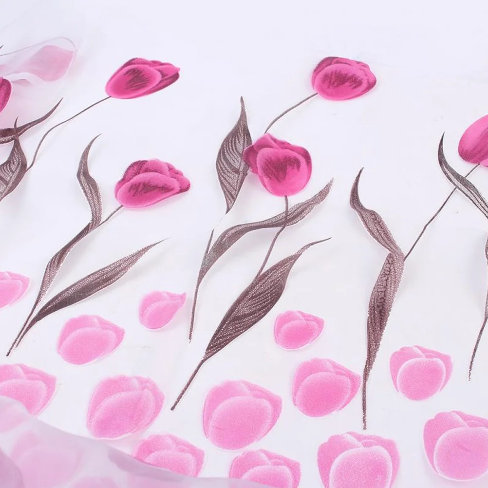 С принтом тюльпанов прозрачная