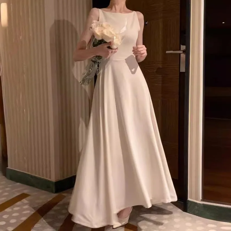 Женское платье миди на бретелях-спагетти во французском стиле - Фотография_3