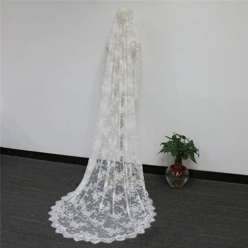 Off white mantilla стиль свадебная