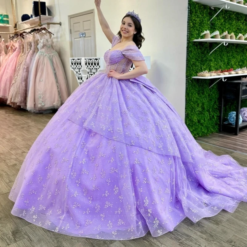 Лавандовое блестящее бальное платье