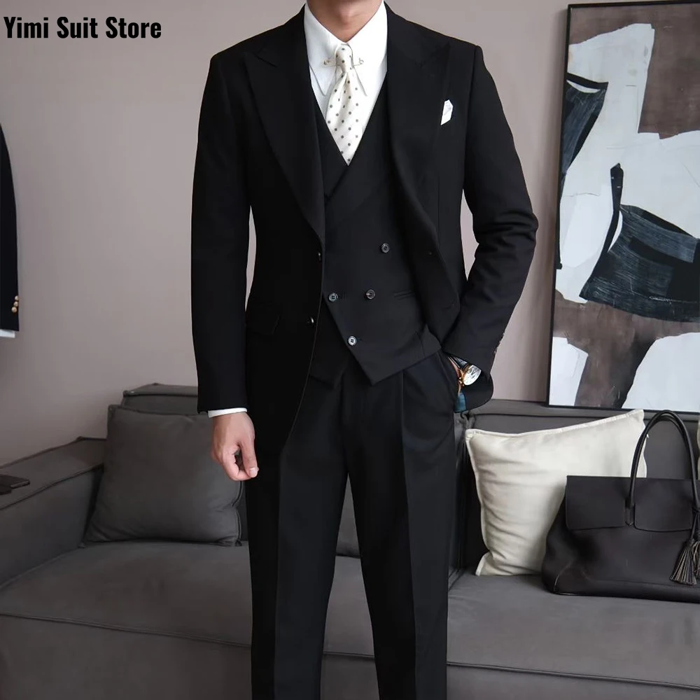 Черные мужские костюмы высокого качества