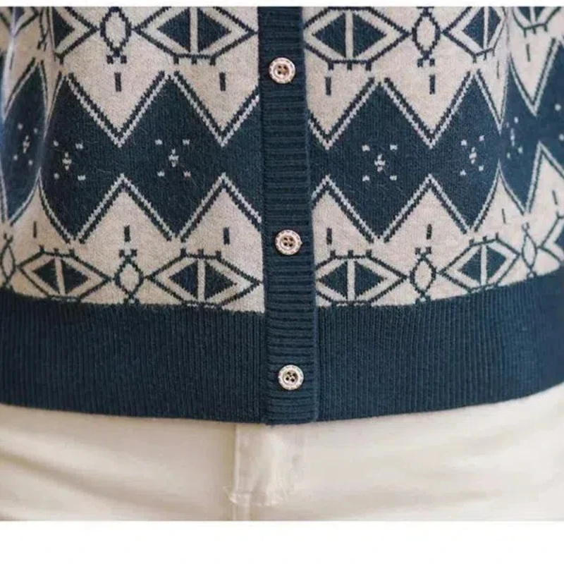 Женский жаккардовый топ с длинным рукавом - Фотография_6