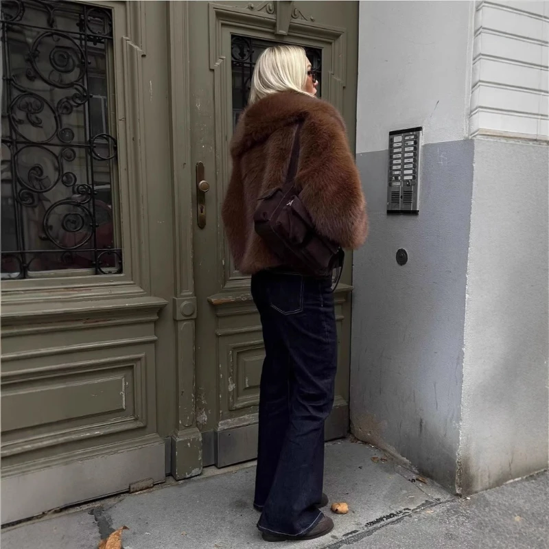 Экологичное короткое пальто из - Фотография_5