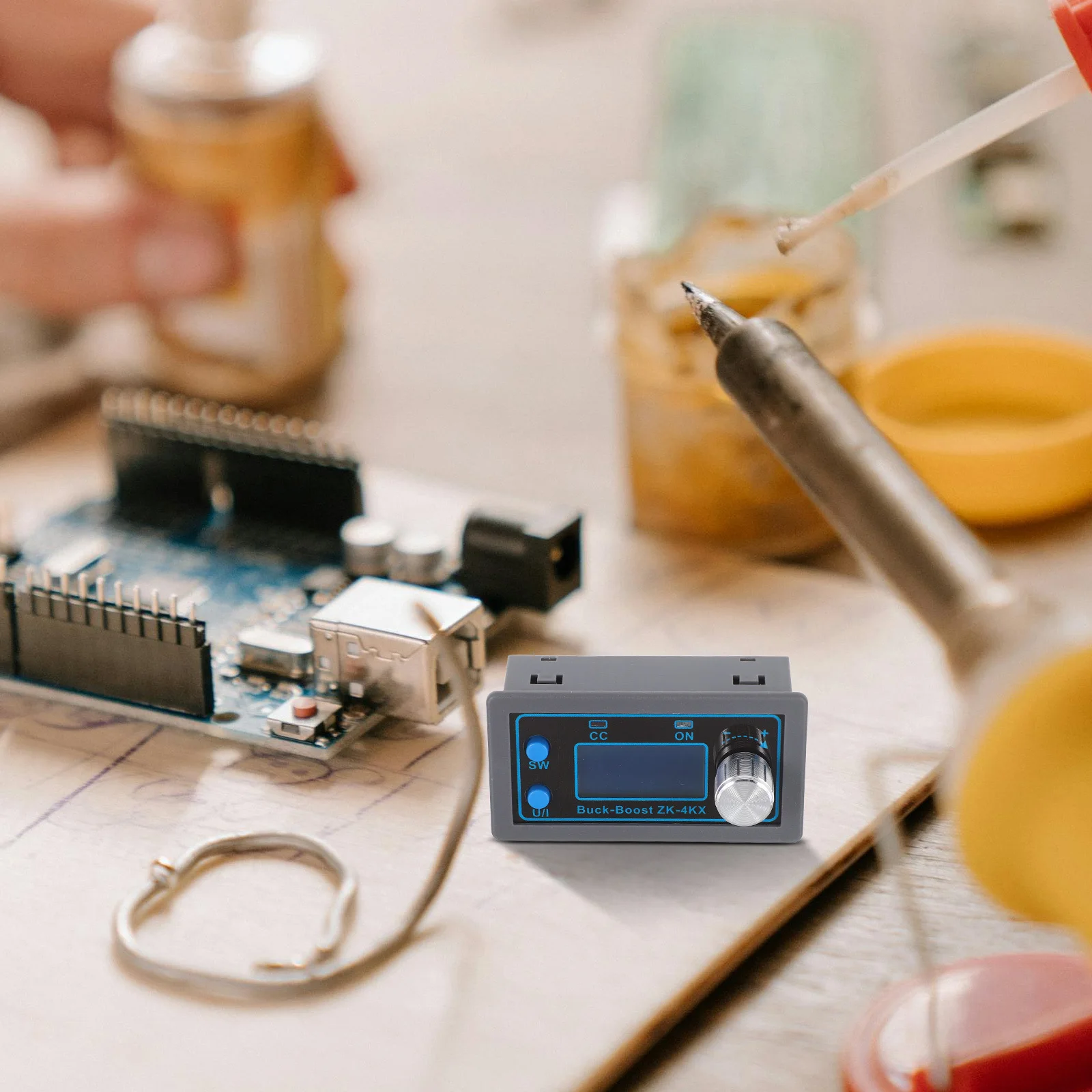 Программируемый регулятор напряжения постоянного тока 35 вт