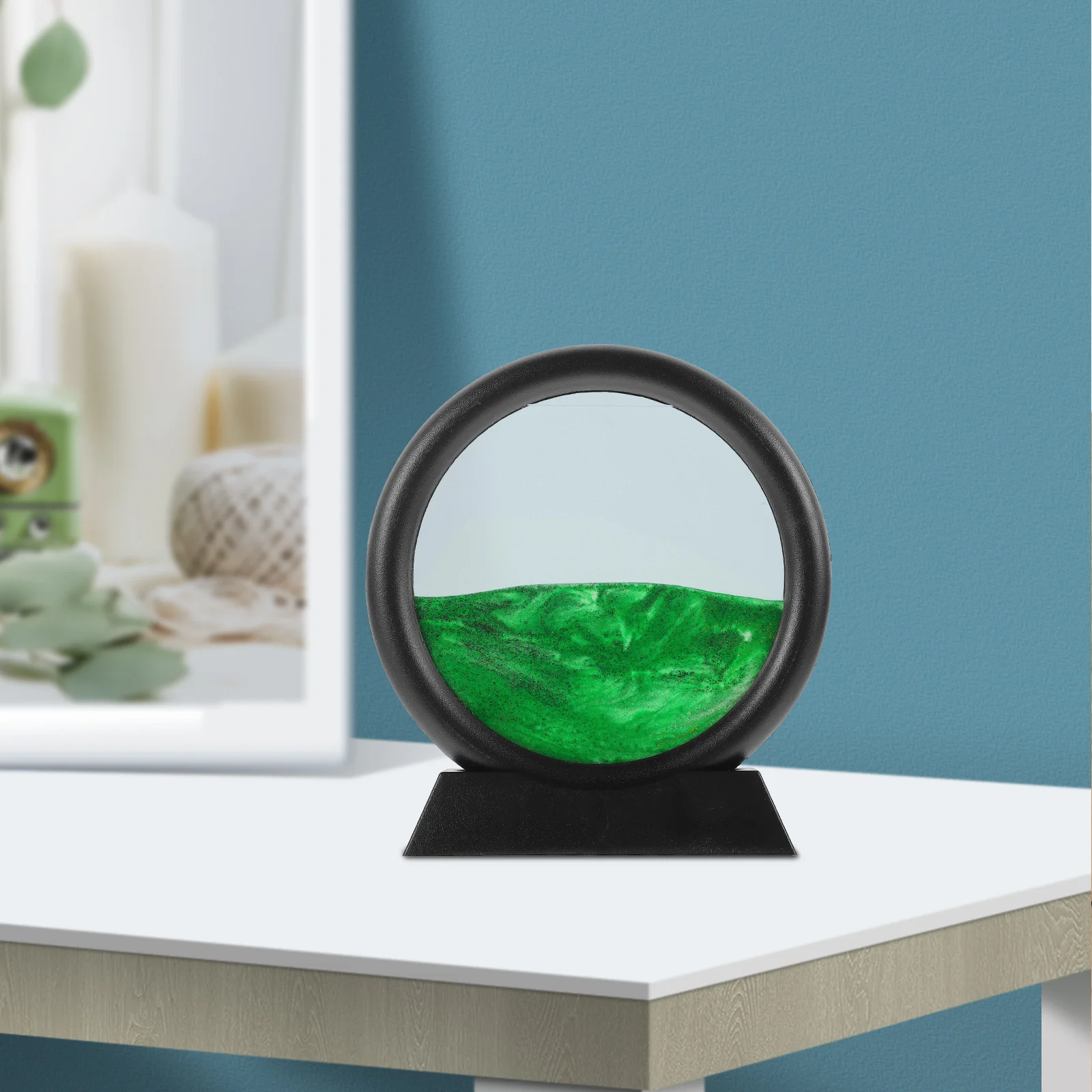 Художественная картина с движущимся песком