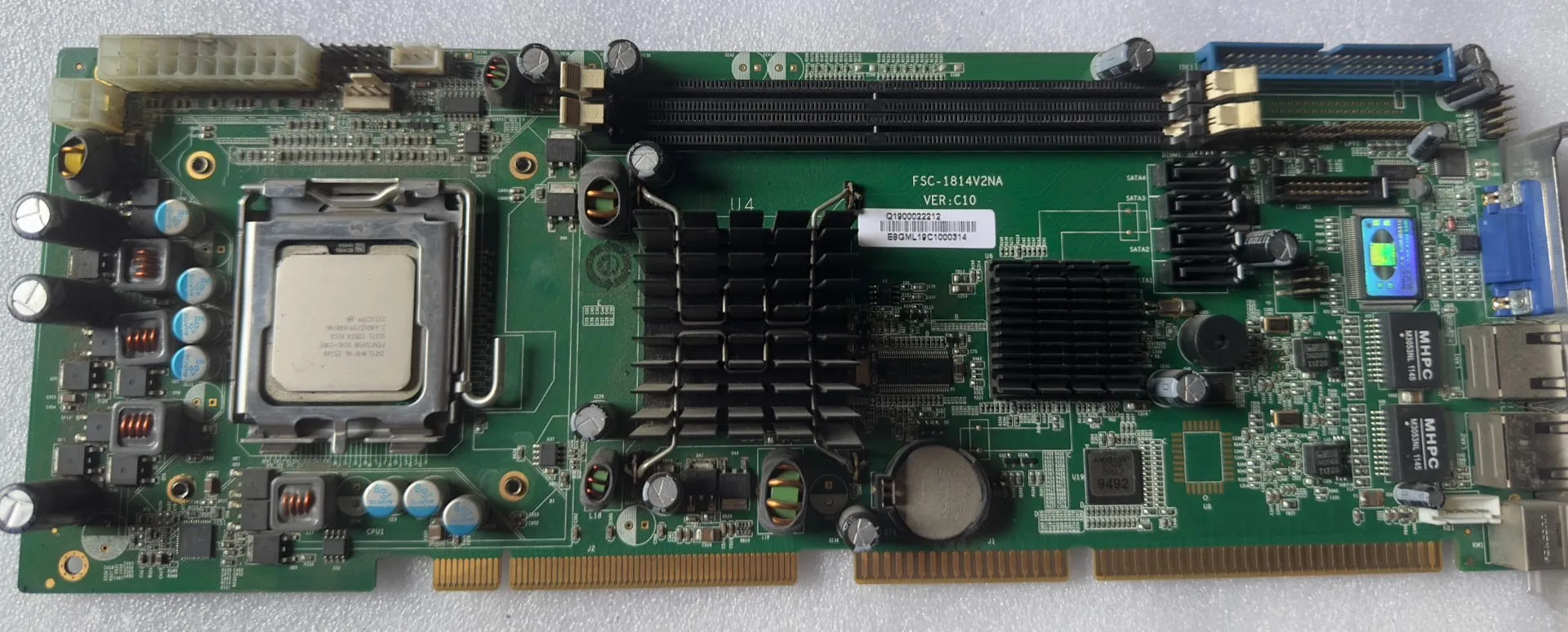 Материнская плата известного бренда - Фотография_5