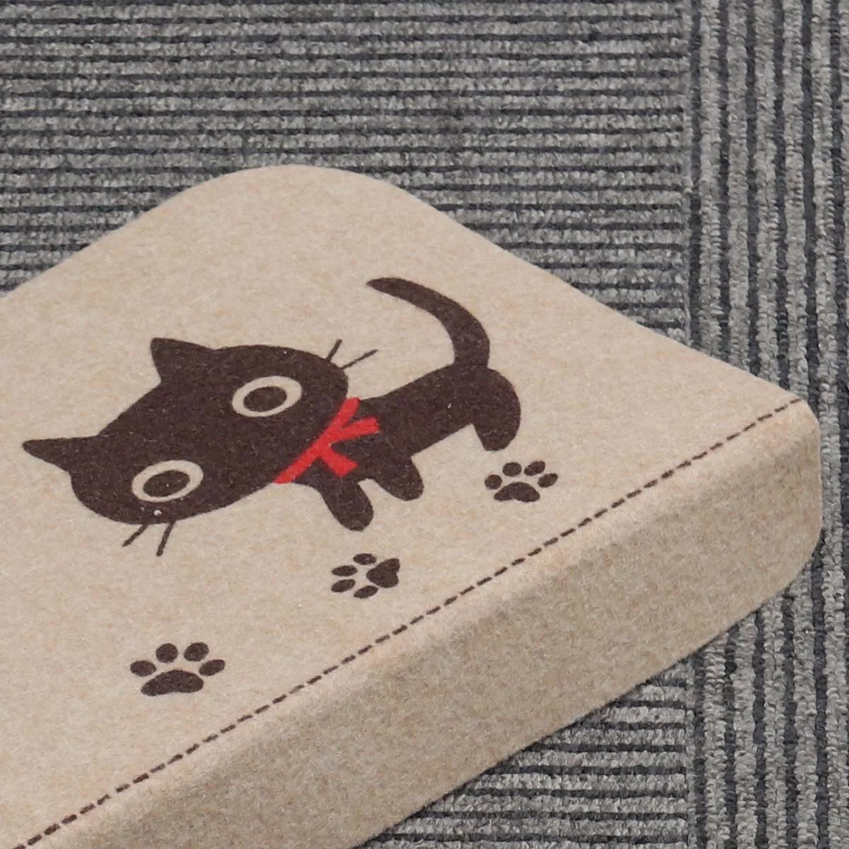 Нескользящие подступицы для лестницы с рисунком котенка