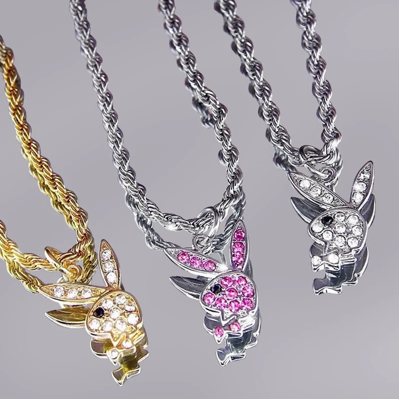 Модное ожерелье с розовым цирконием в виде кролика