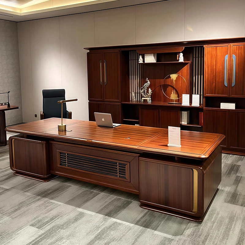 Офисный стол из коричневого дерева - Фотография_2