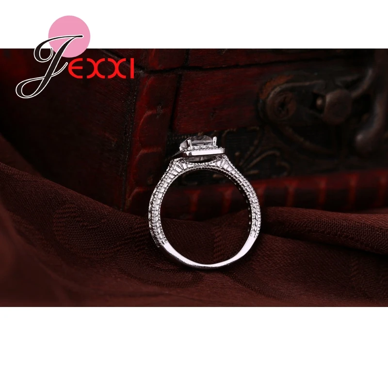 Женские кольца из серебра 925 пробы - Фотография_6