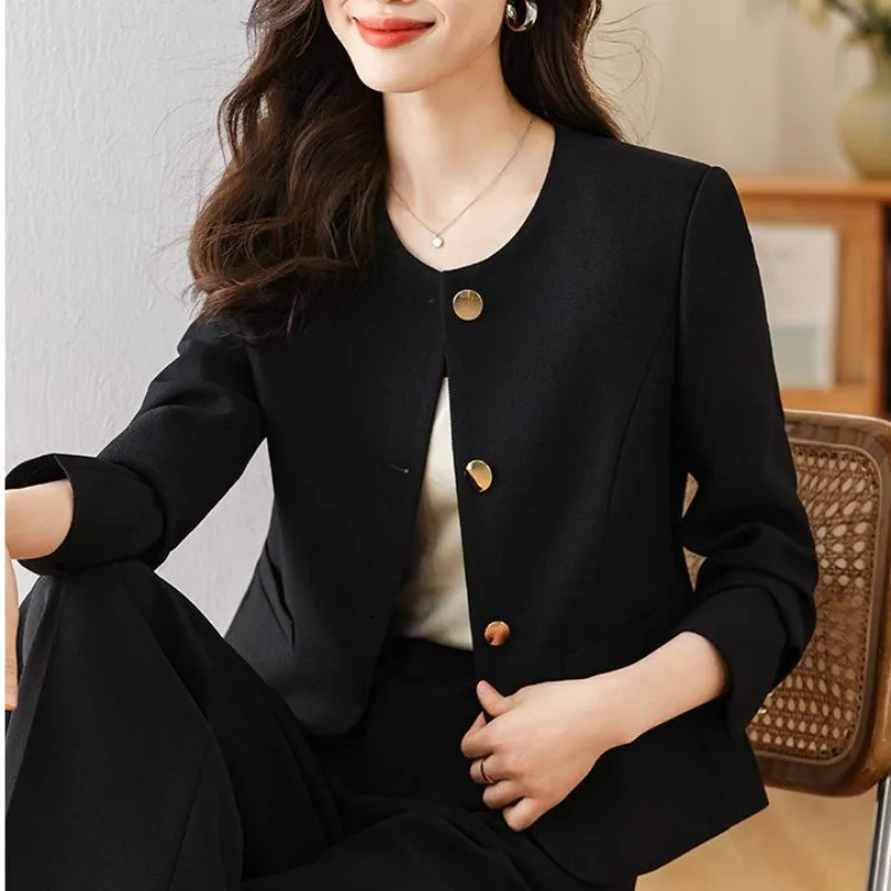 Белый, черный блейзер - Фотография_2