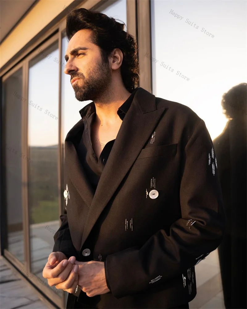 Коричневый мужской костюм - Фотография_3