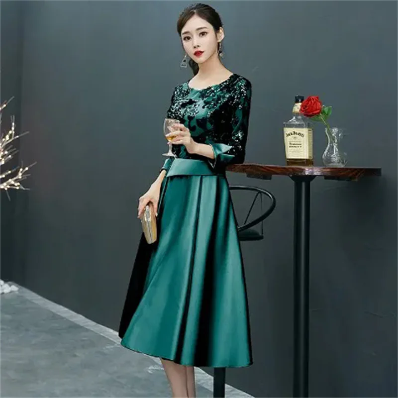 Вечернее платье для женщин - Фотография_4