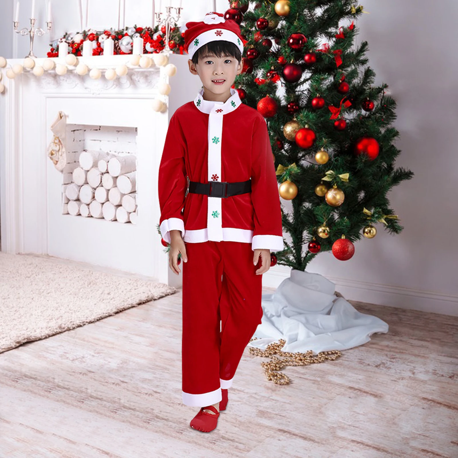 Рождественские костюмы для выступления на сцене